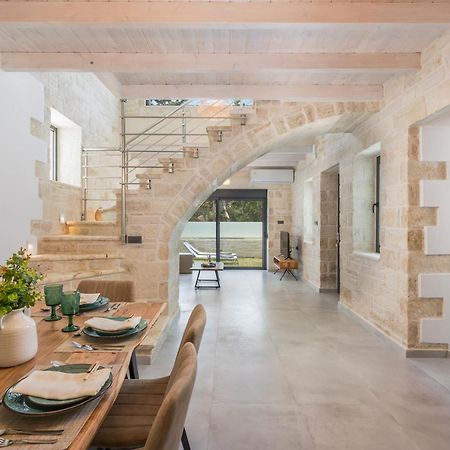 Megalith Villas Agia Marina Екстериор снимка