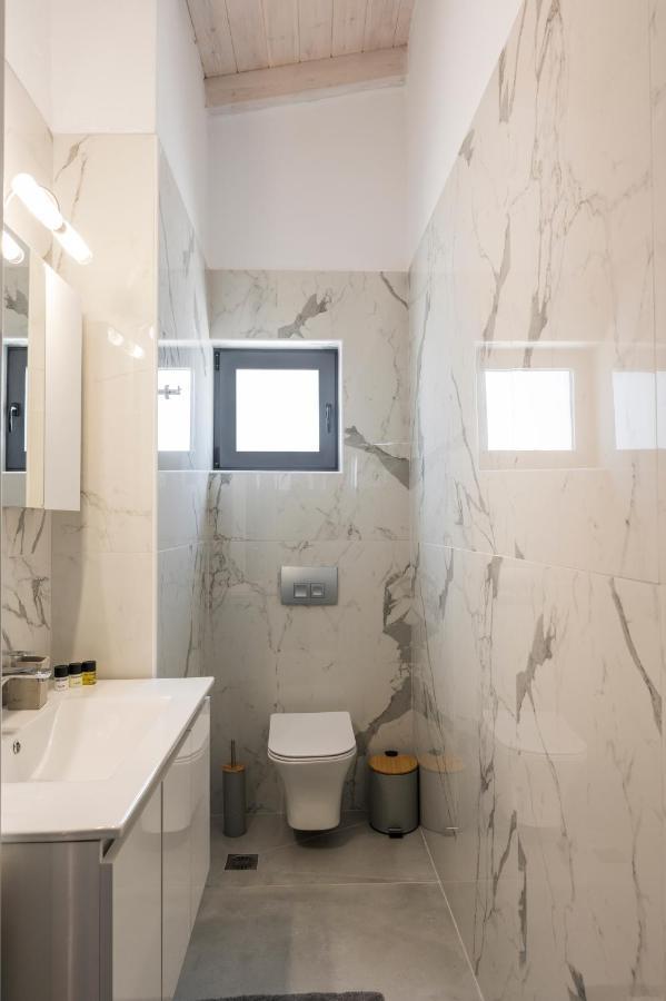 Megalith Villas Agia Marina Екстериор снимка
