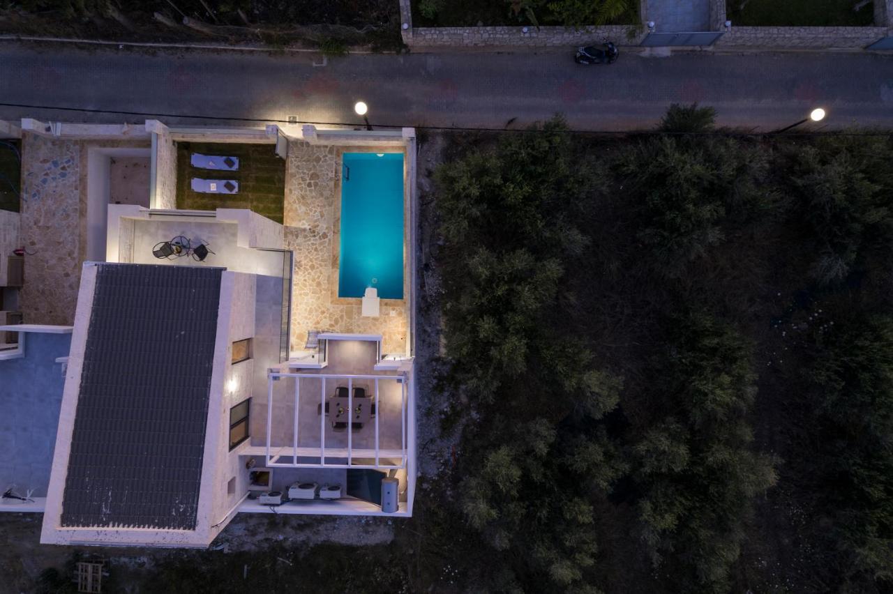 Megalith Villas Agia Marina Екстериор снимка